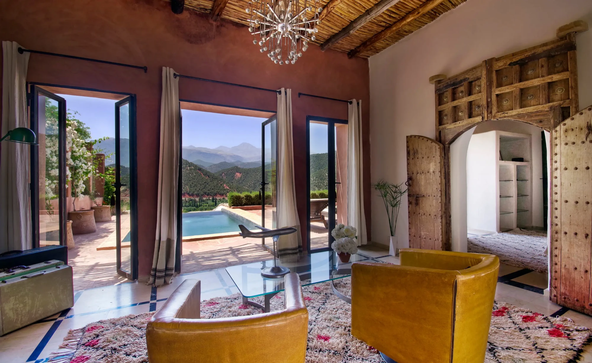 Bab Ourika salon et piscine