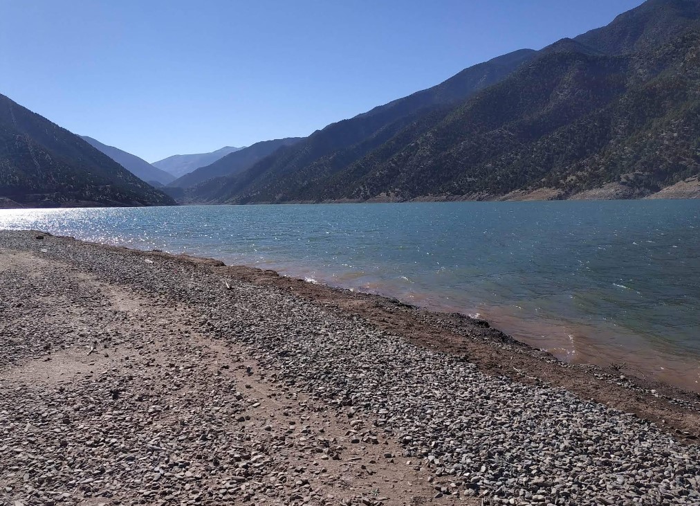 Bord du lac de Ouirgane